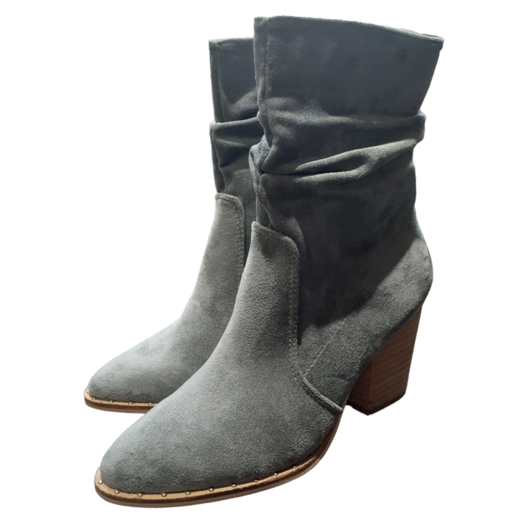 Charlie Paige Women's Size 6 Slouchy Vegan Suede Ankle Boot Chunky Heel Gray
